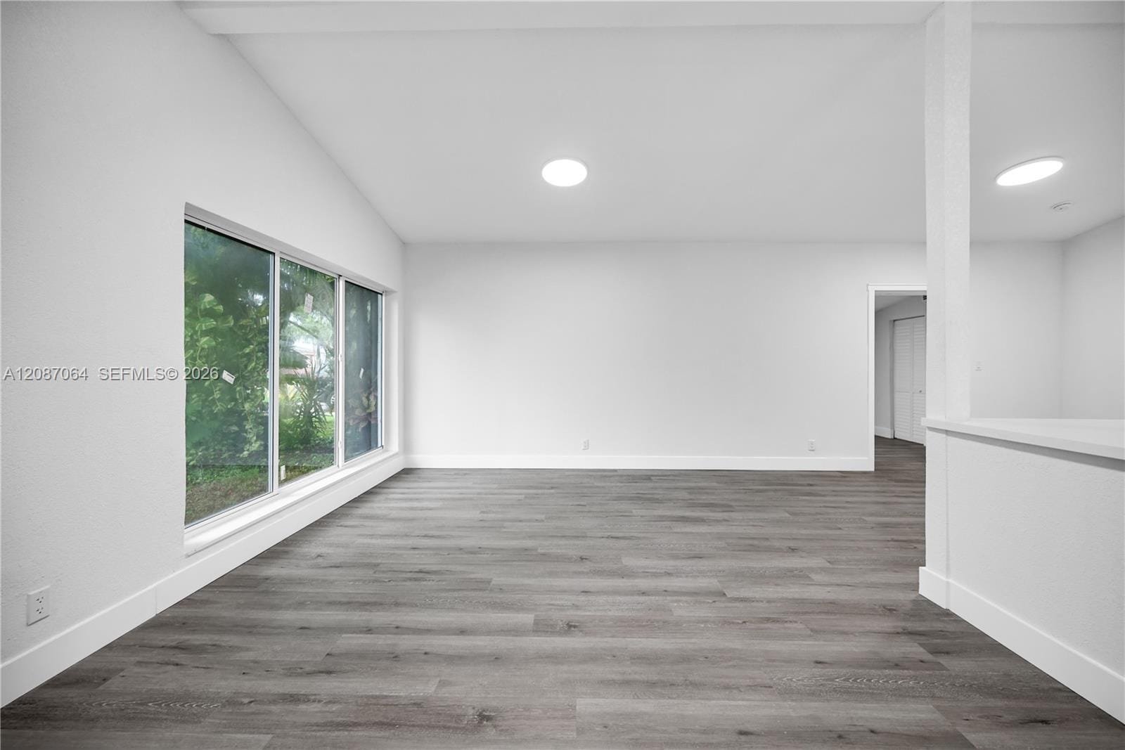 1018 NE 7th Street, Hallandale Beach, FL 33009 photo 22