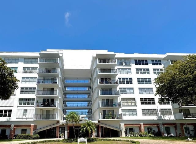 1001 91 Street 510, Bay Harbor Islands, FL 33154