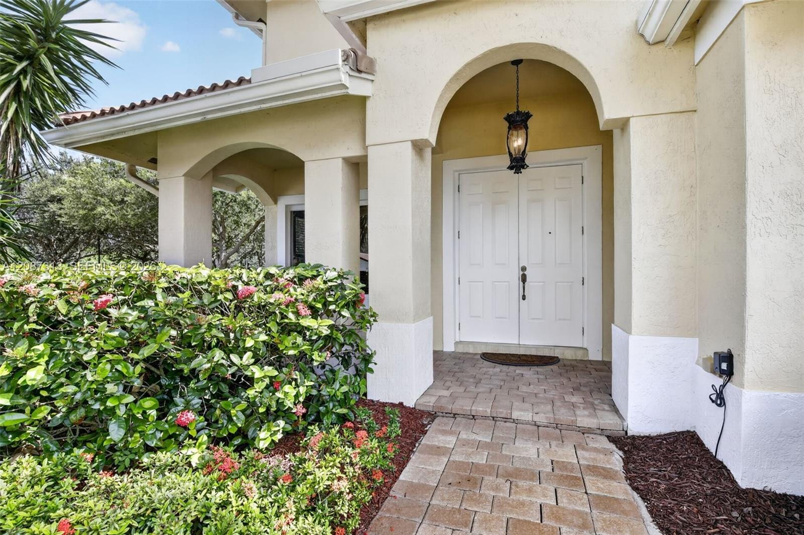 8210 Phoenician Court — photo 4