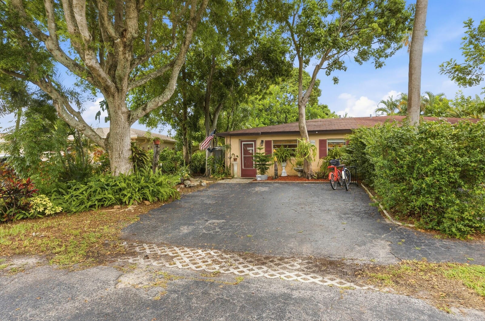 5127 Rose Hill Drive — photo 2