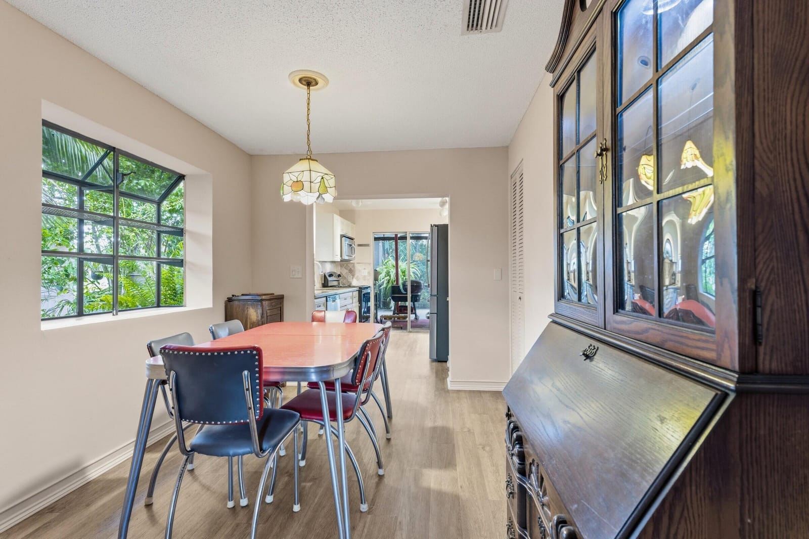 5127 Rose Hill Drive — photo 8