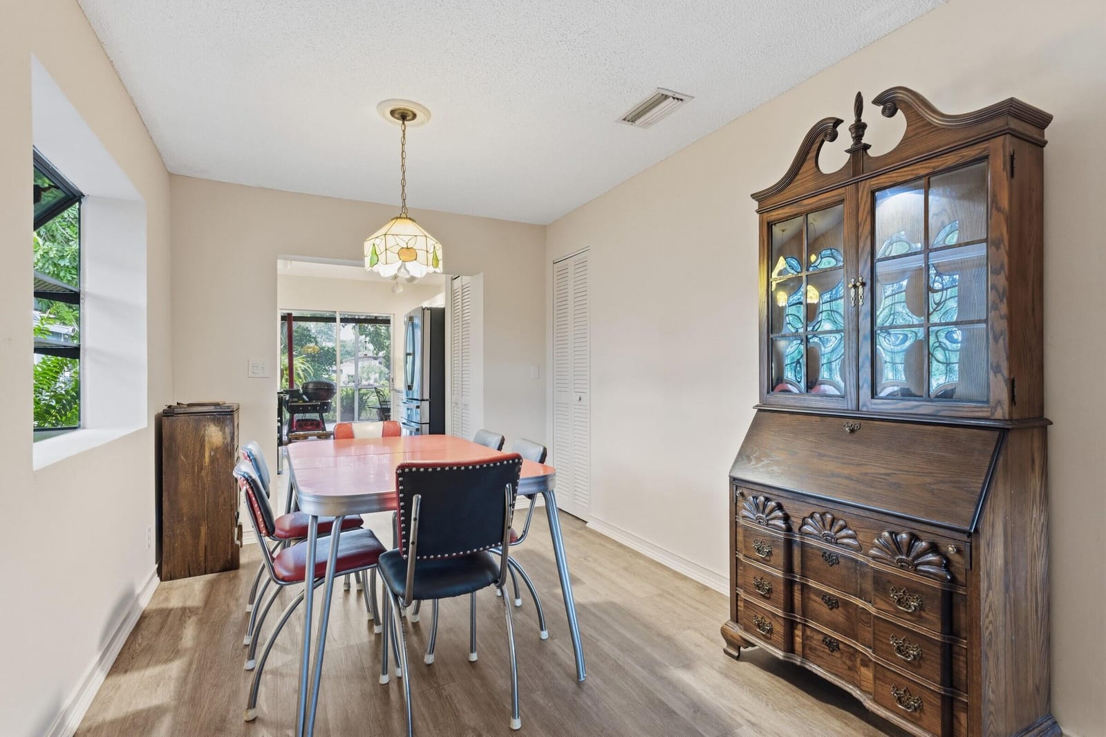 5127 Rose Hill Drive — photo 9