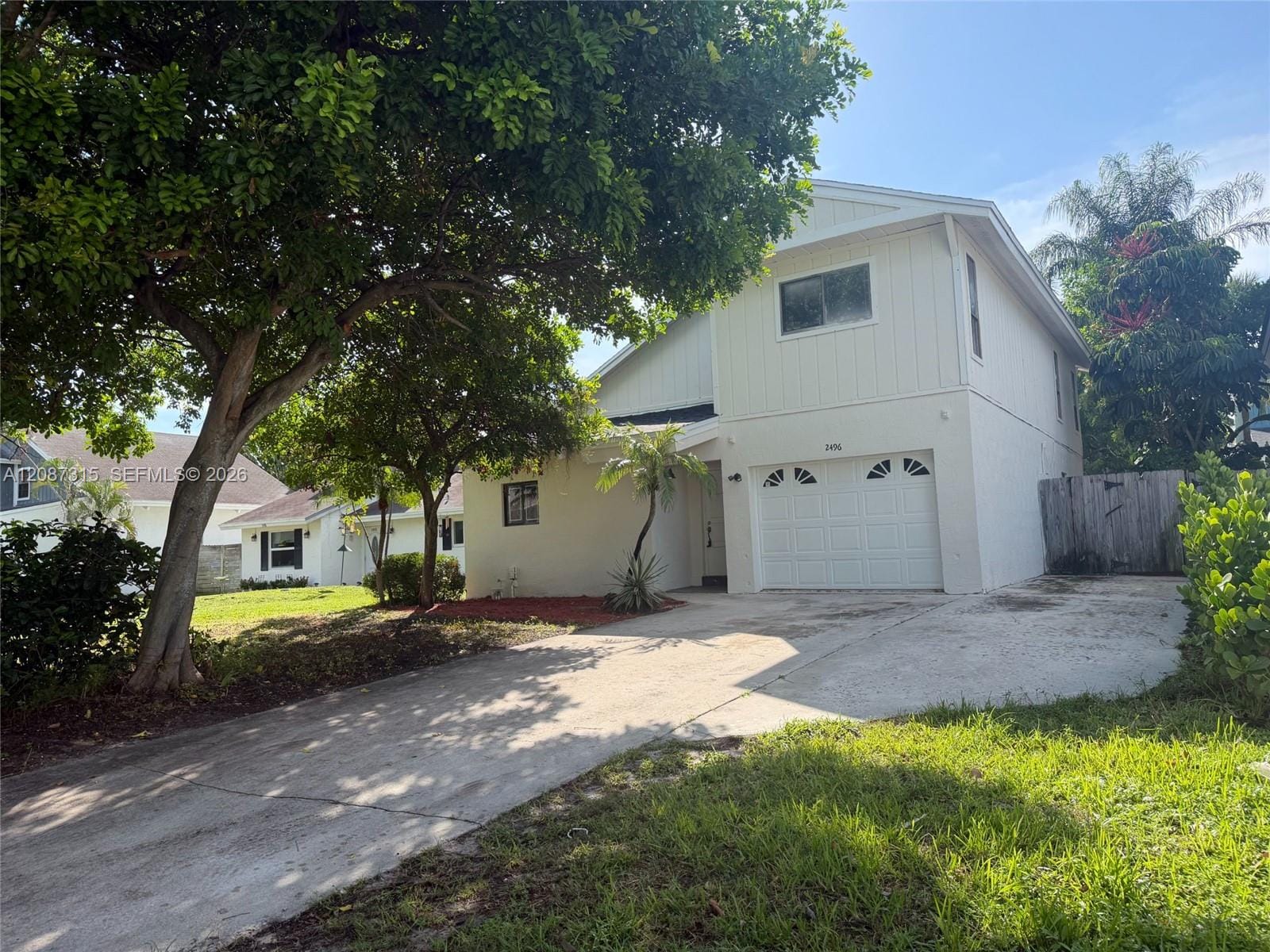 2496 Douglas Avenue, Delray Beach, FL 33444 photo 1