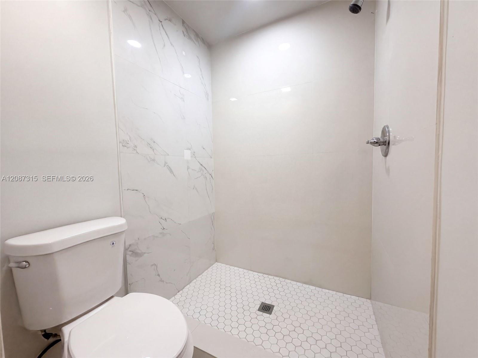 2496 Douglas Avenue, Delray Beach, FL 33444 photo 14