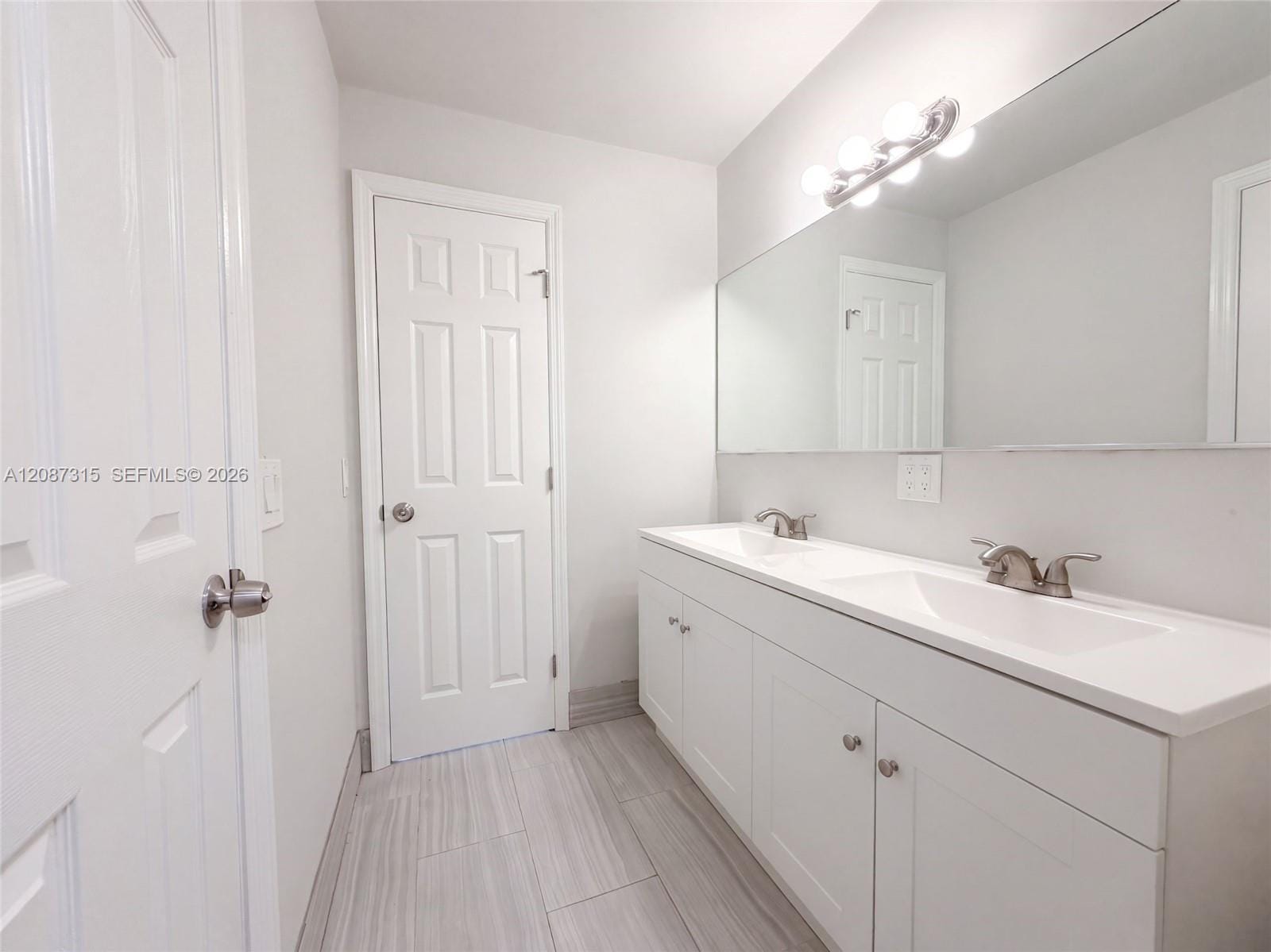 2496 Douglas Avenue, Delray Beach, FL 33444 photo 15
