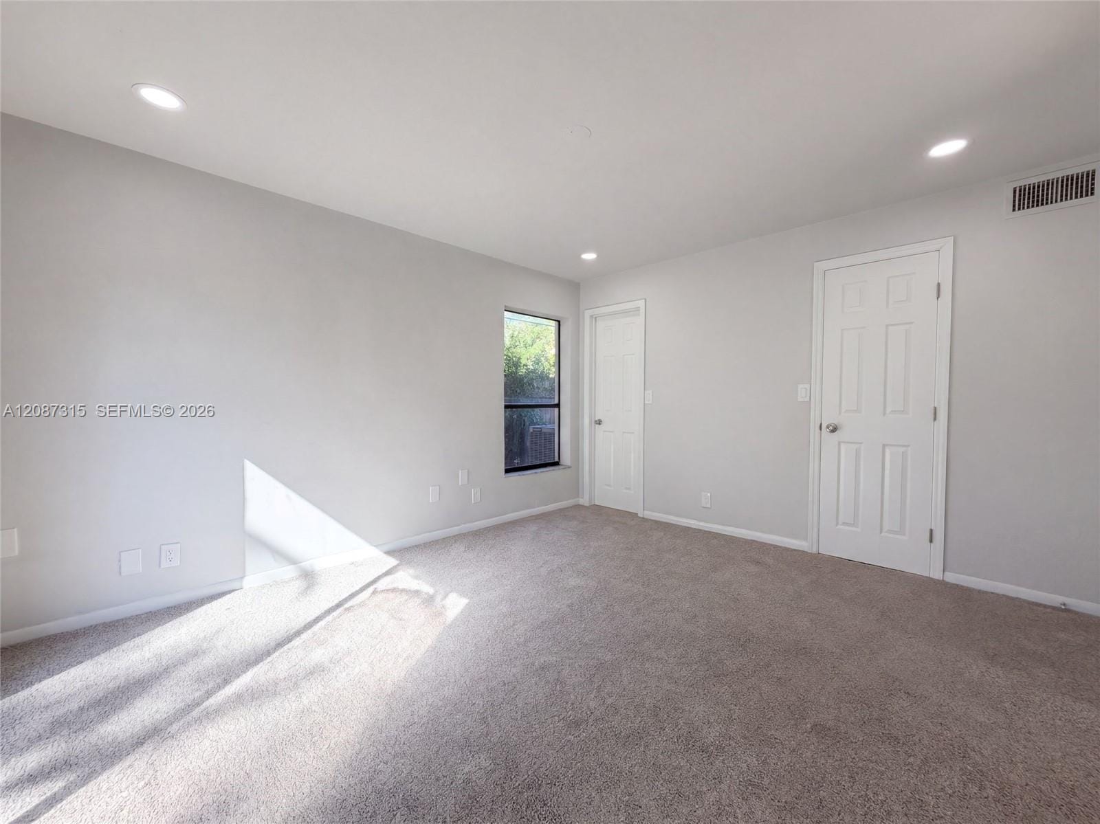 2496 Douglas Avenue, Delray Beach, FL 33444 photo 4