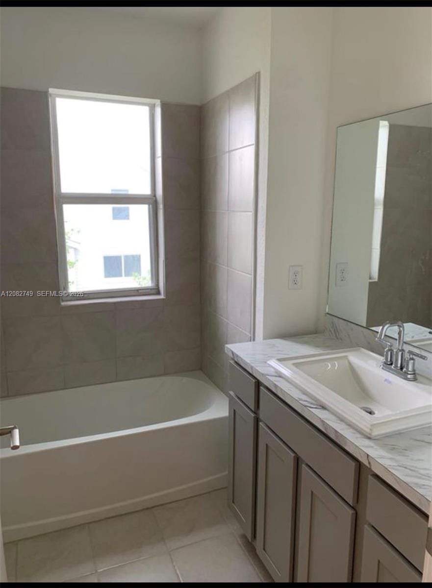 1816 SE 9th Avenue — photo 3