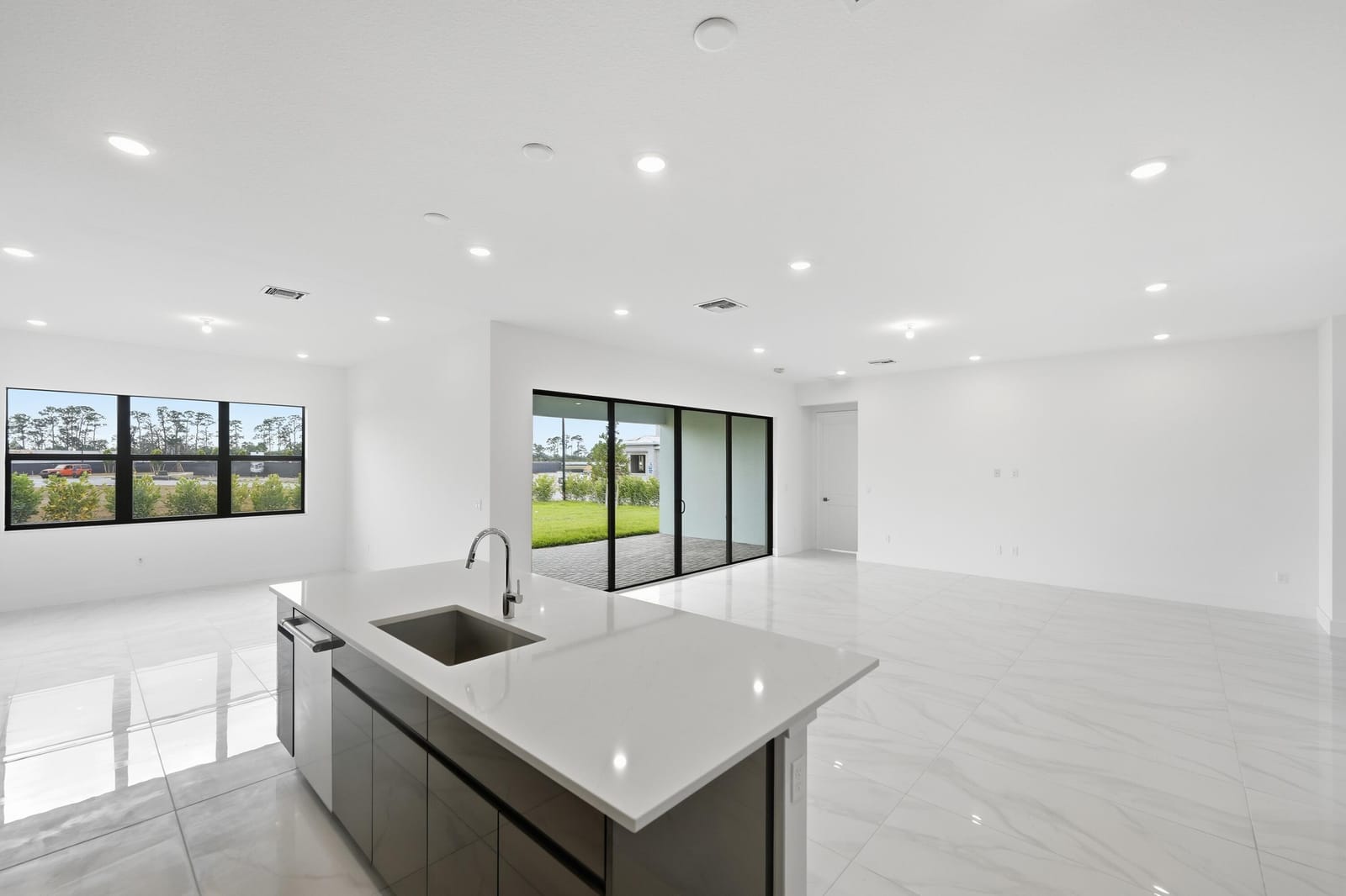 7707 Laurel Park Drive, Lake Worth, FL 33449 photo 5