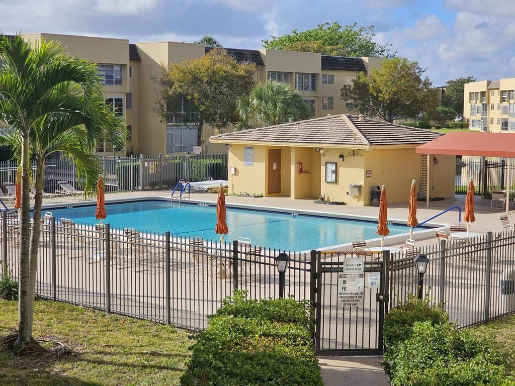 6091 NW 61ST Avenue 103, Tamarac, FL 33319 photo 30
