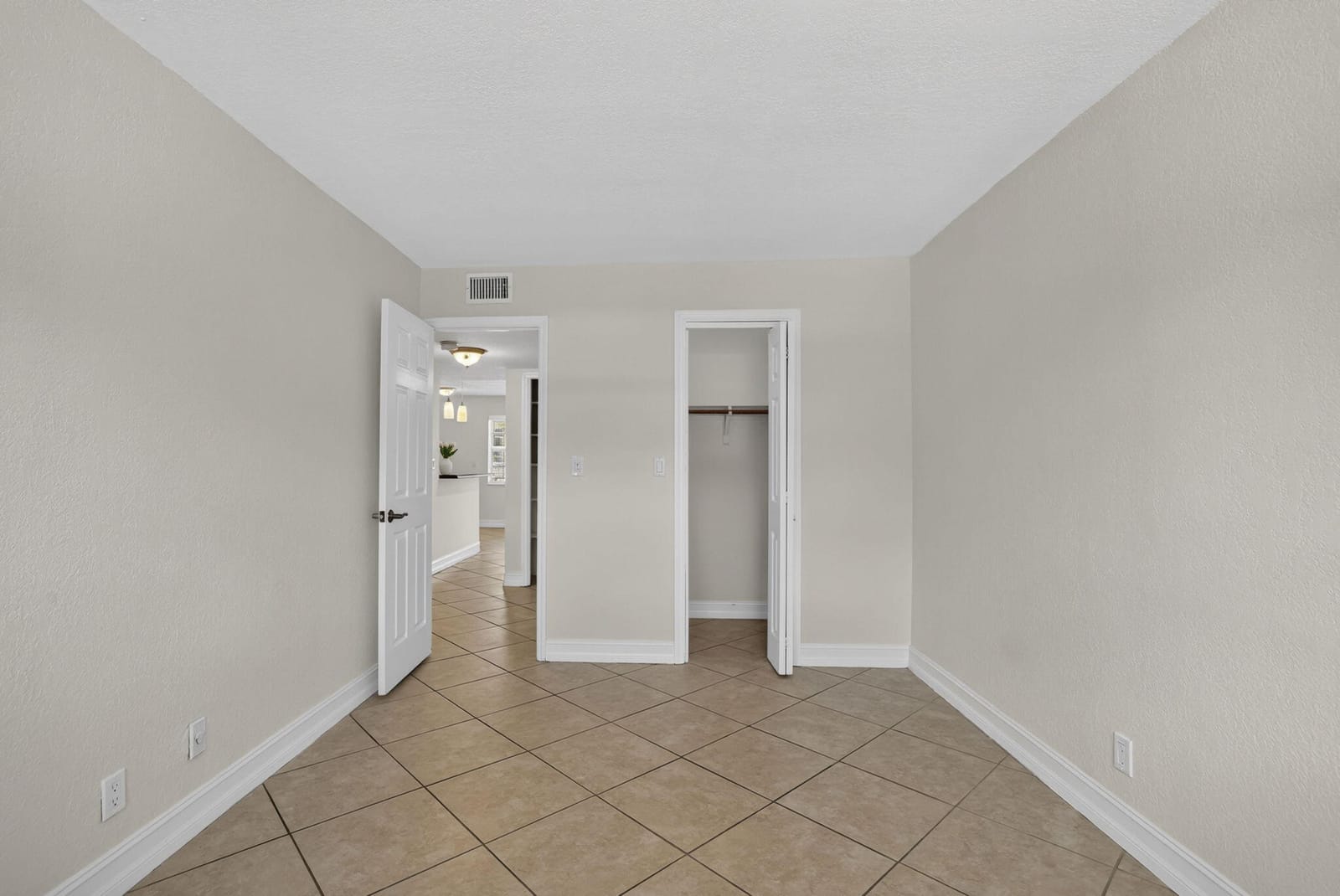 4051 NE 13TH Avenue NE 76-3, Oakland Park, FL 33334 photo 14
