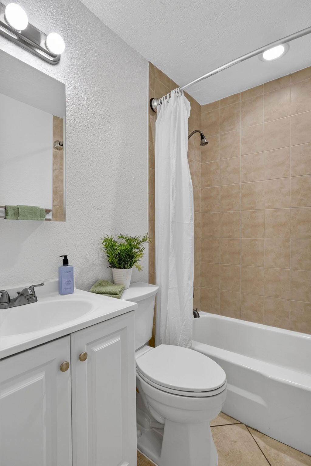 4051 NE 13TH Avenue NE 76-3, Oakland Park, FL 33334 photo 16