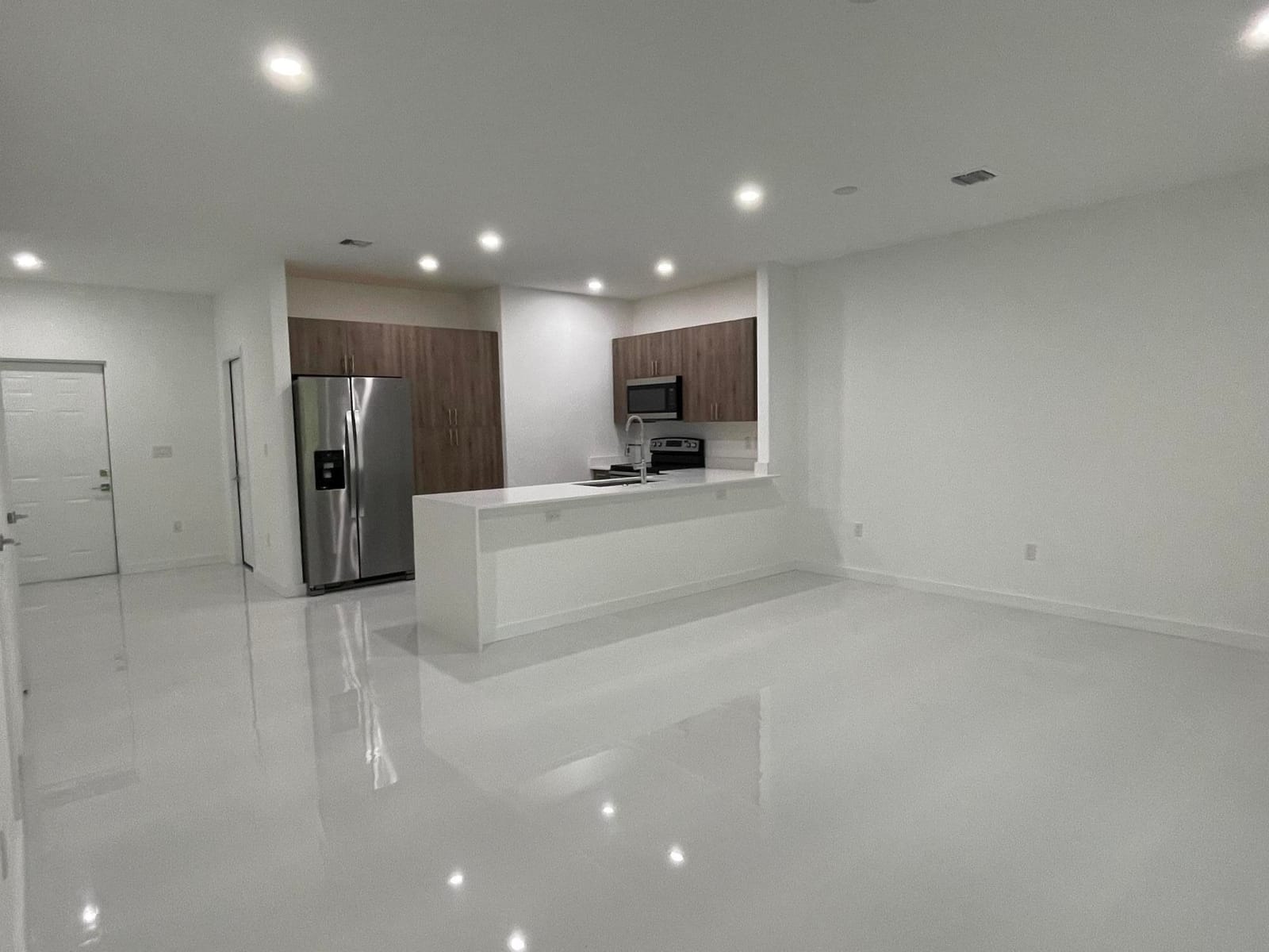 1350 CRYSTAL Way 107 — photo 6