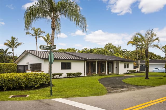 13240 SW 70th Avenue, Pinecrest, FL 33156