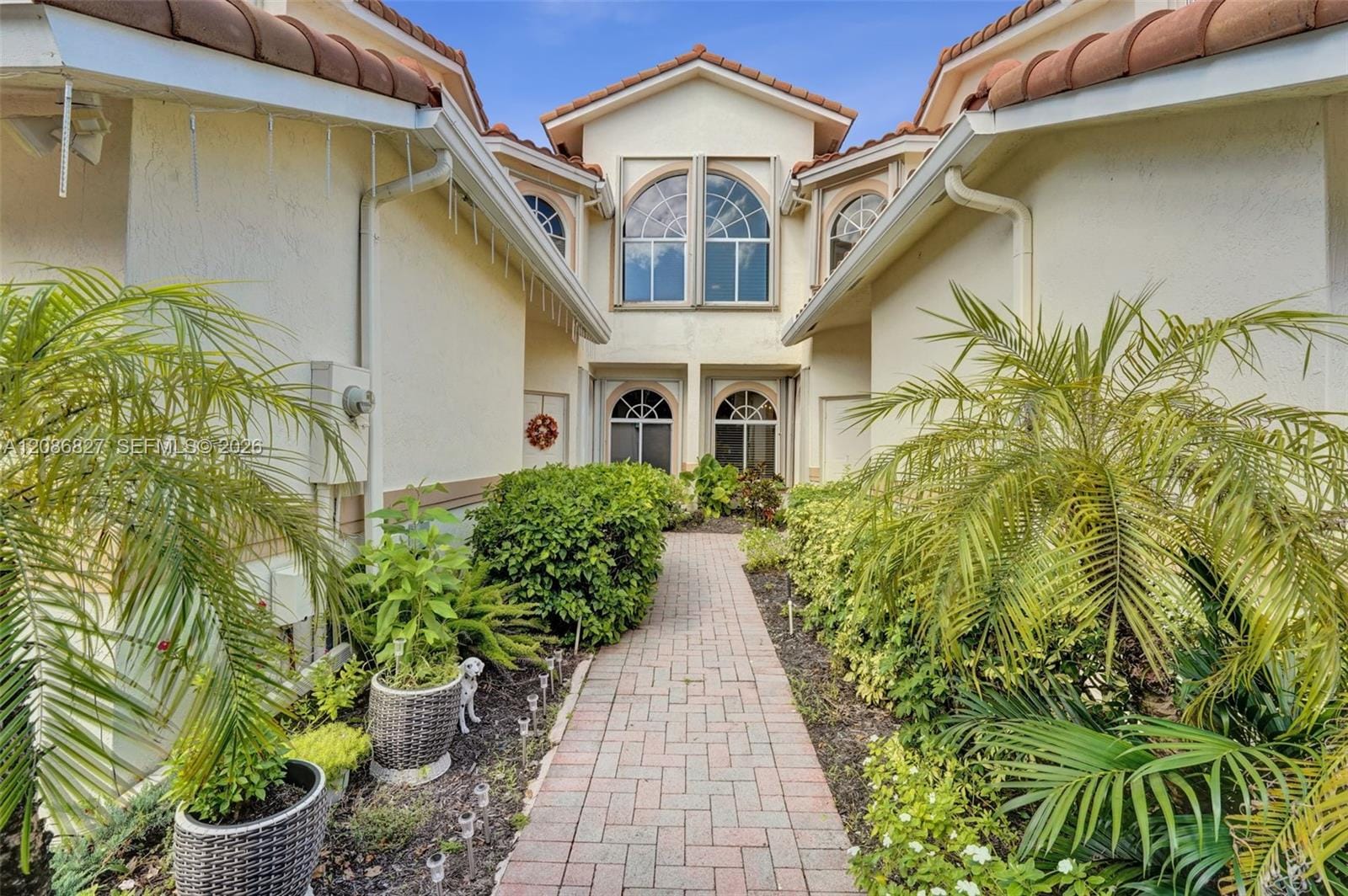 513 W Palm Aire Drive 513, Pompano Beach, FL 33069 photo 2