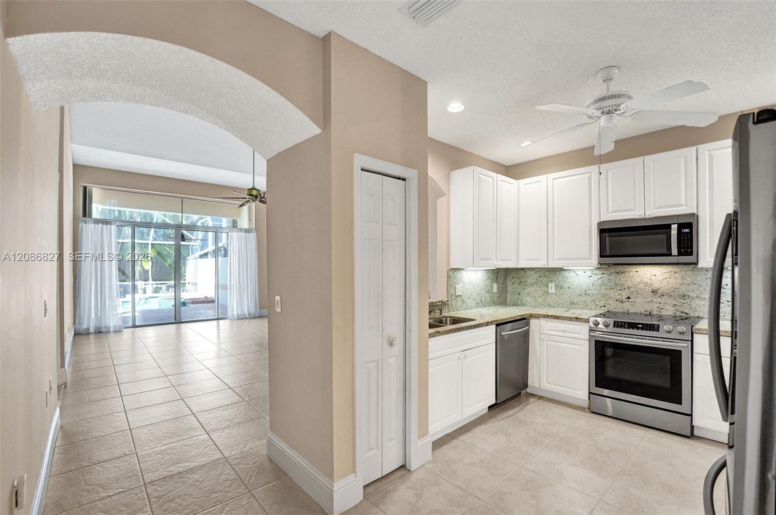 513 W Palm Aire Drive 513, Pompano Beach, FL 33069 photo 12