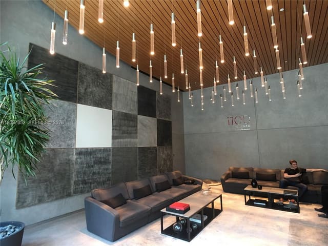 1100 S Miami Avenue 1105, Miami, FL 33130