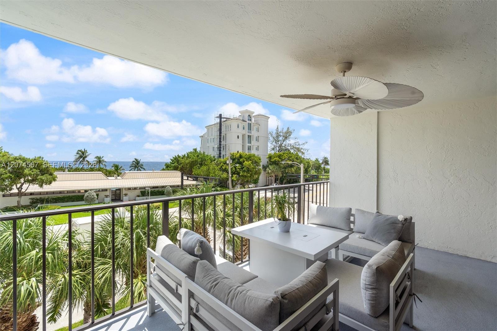 1905 N Ocean Boulevard 3D — photo 4
