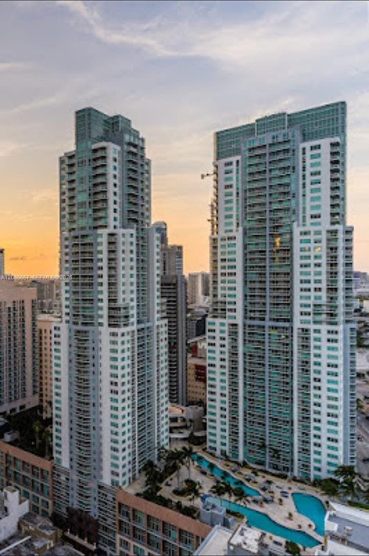 244 Biscayne 352, Miami, FL 33132 photo 2