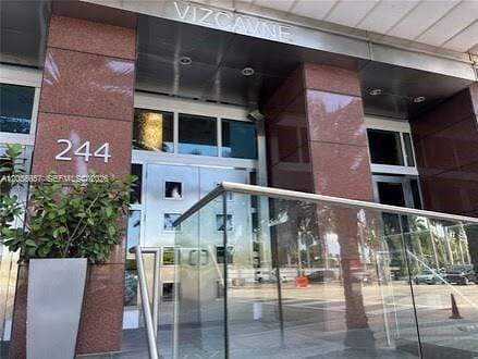 244 Biscayne 352, Miami, FL 33132 photo 5