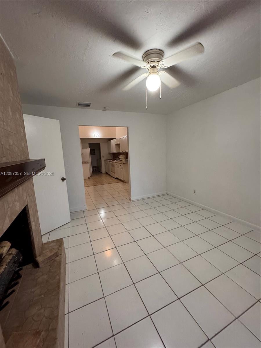 3625 SW 70th Avenue 23-X — photo 2
