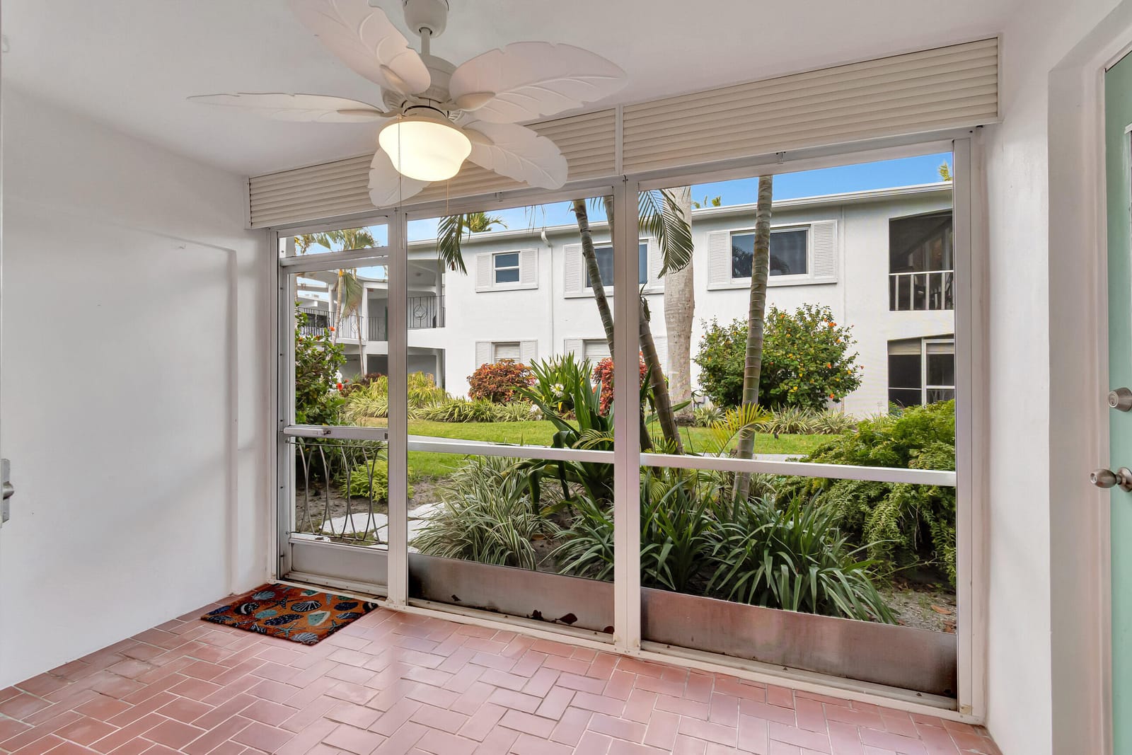 2161 NE 42nd Court 116, Lighthouse Point, FL 33064 photo 10