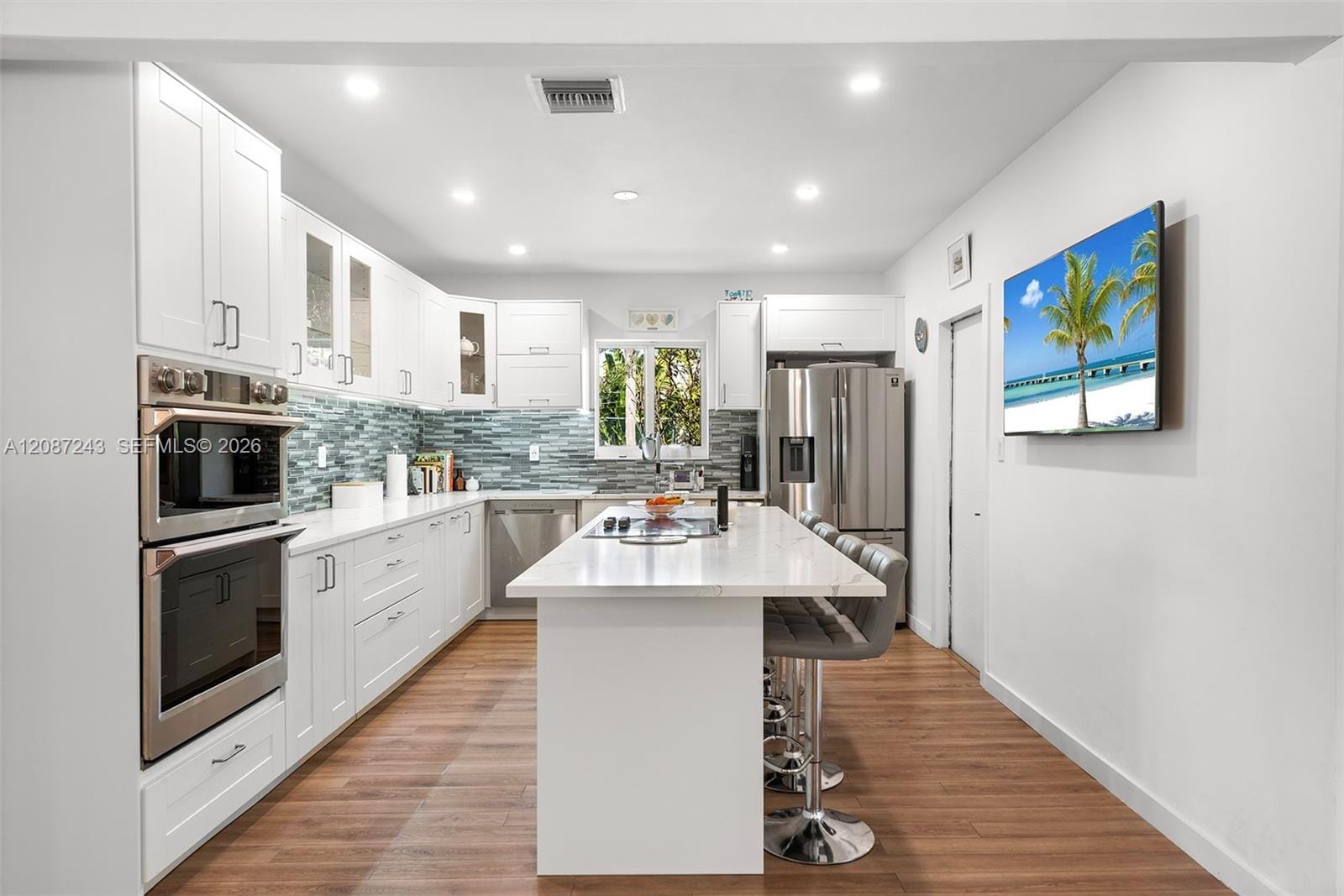 7940 Hawthorne Avenue, Miami Beach, FL 33141 photo 15