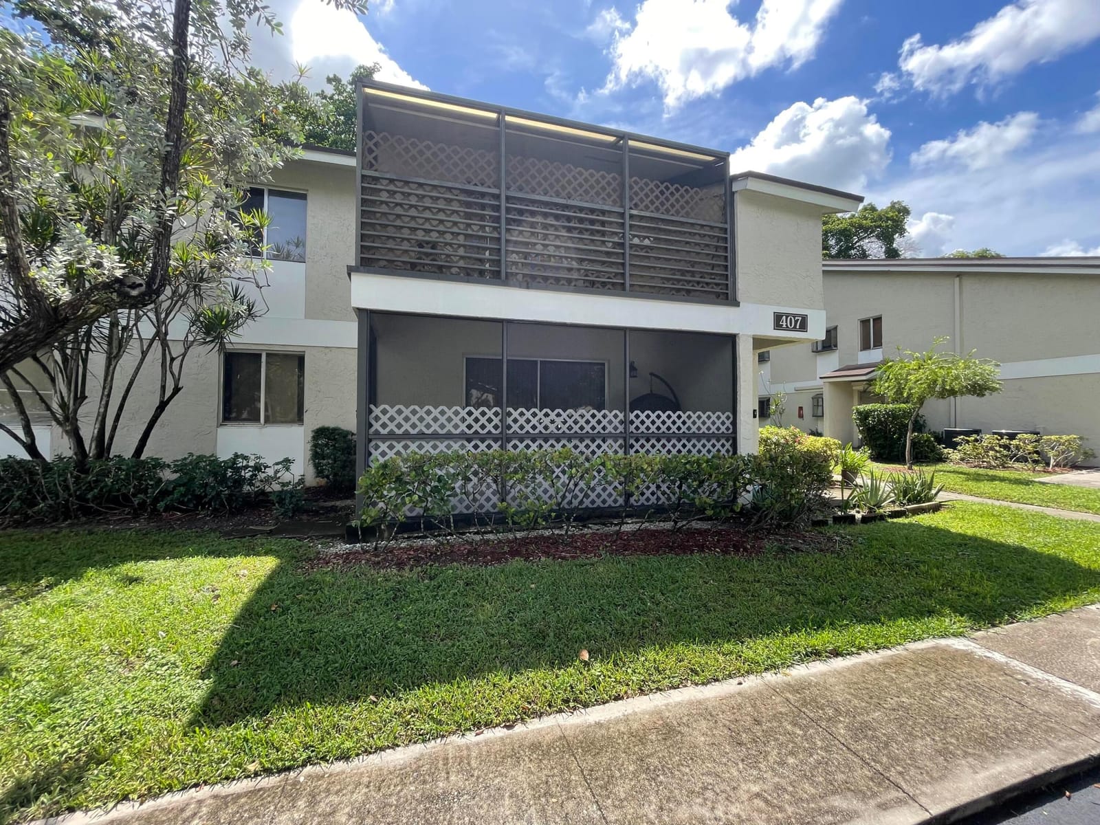 407 GARDENS Drive 102, Pompano Beach, FL 33069 photo 3