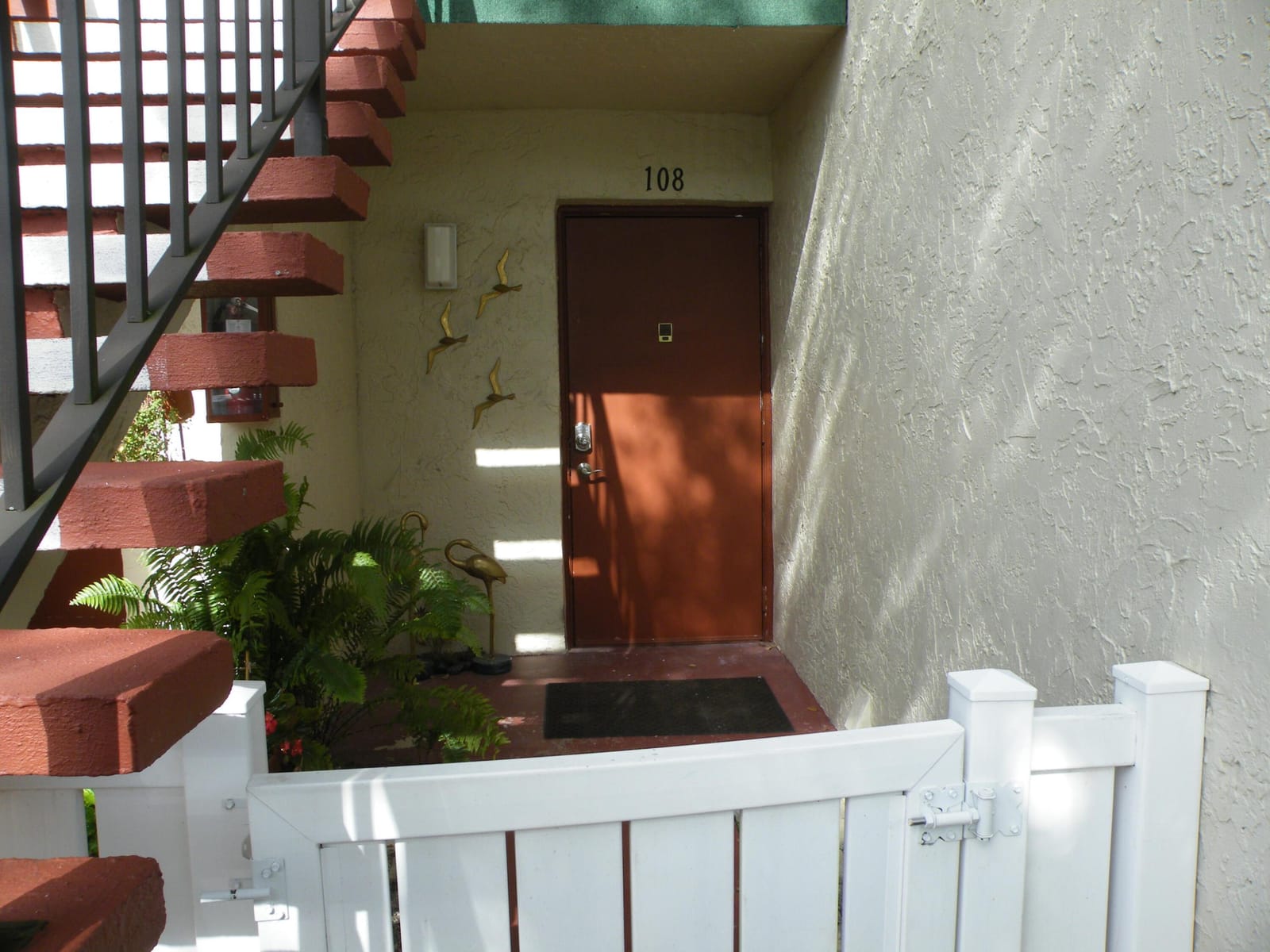 15 Willowbrook Lane 108 — photo 2