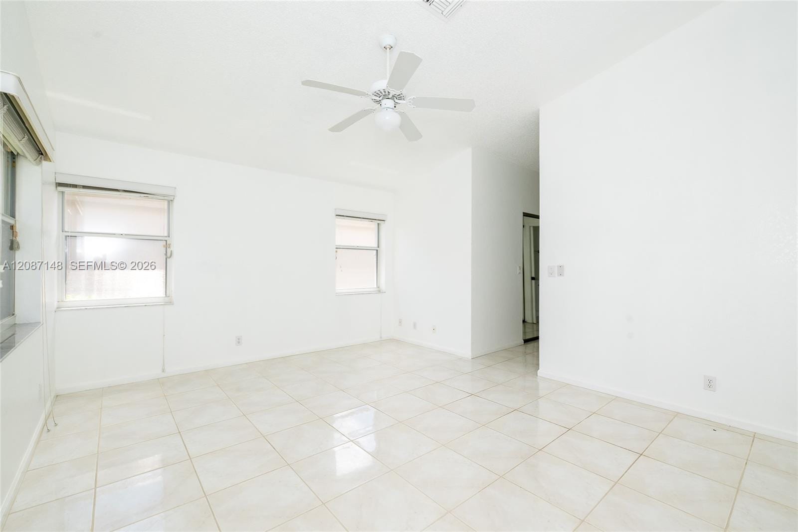 9706 Harbour Lake Circle, Boynton Beach, FL 33437 photo 13