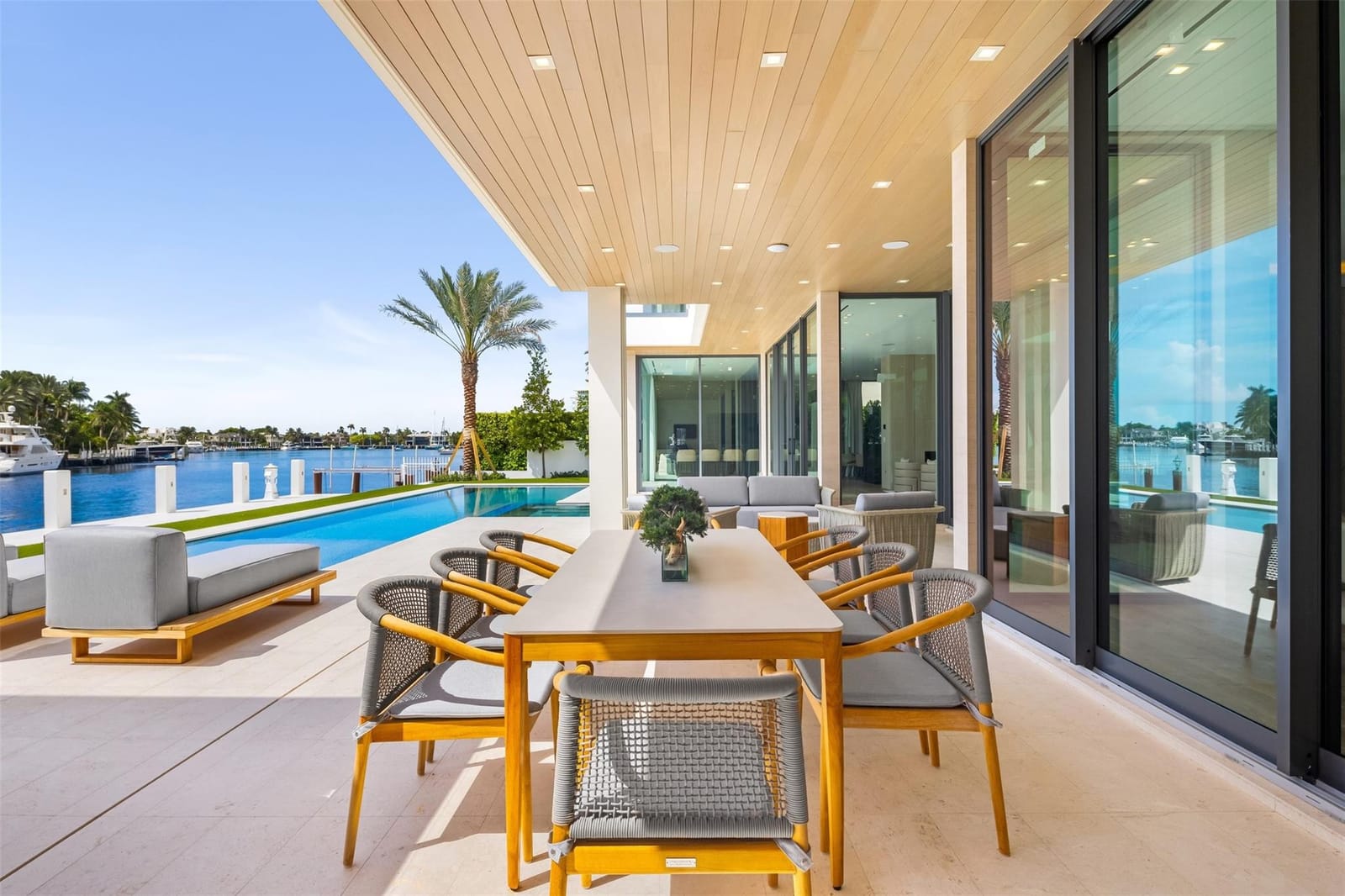 68 ISLA BAHIA Drive — photo 12