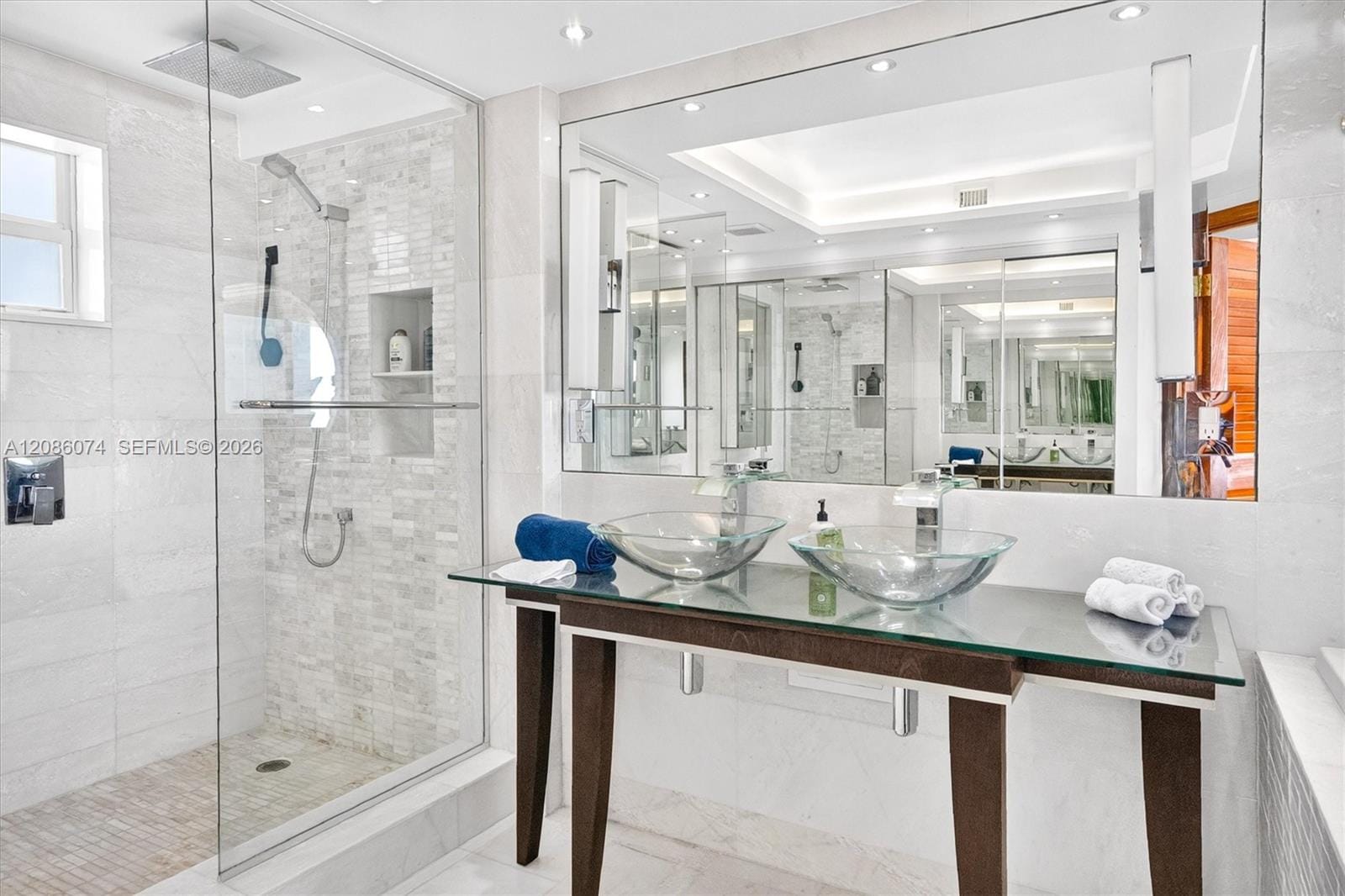 401 Ocean Drive 518, Miami Beach, FL 33139 photo 19