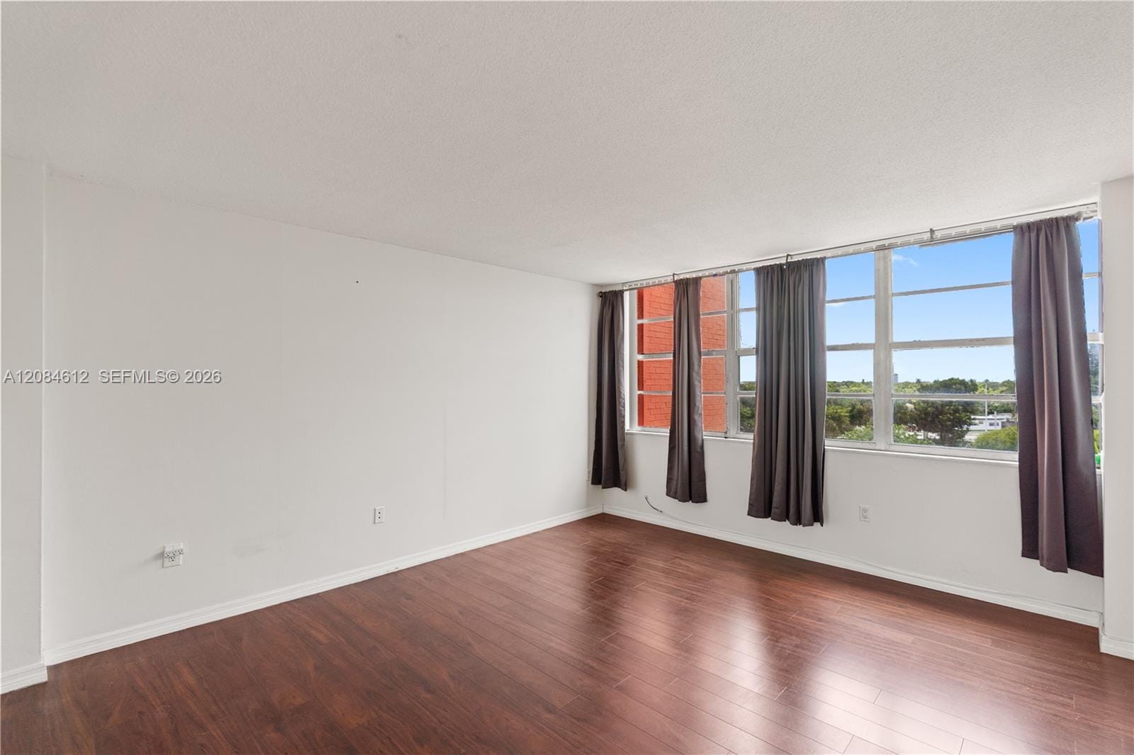 1301 NE Miami Gardens Drive 505W — photo 12