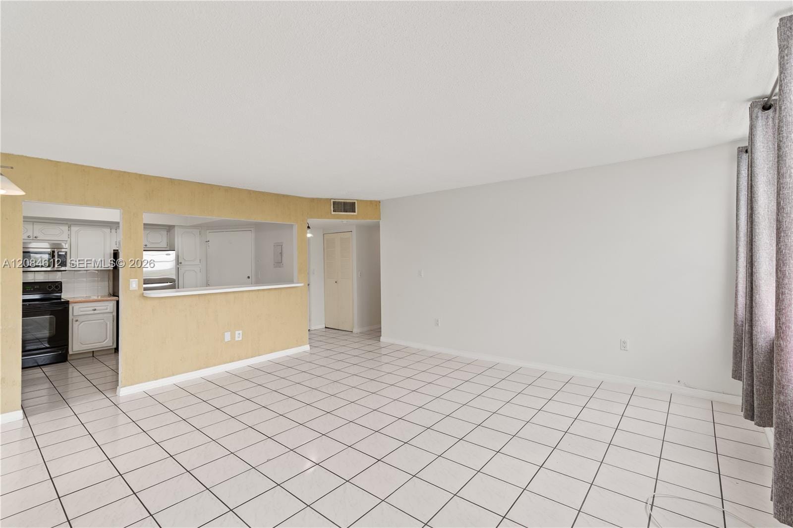 1301 NE Miami Gardens Drive 505W — photo 5