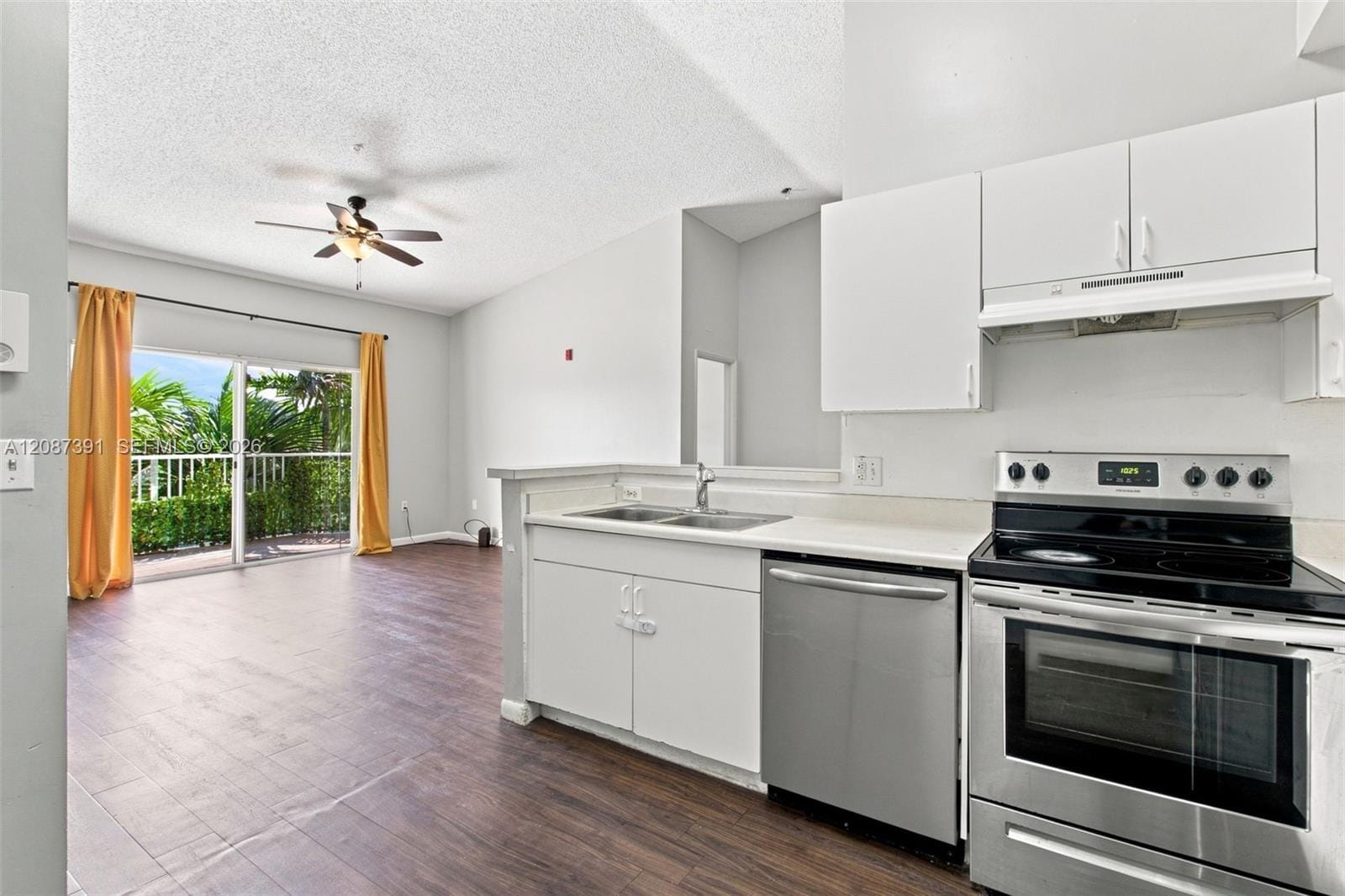 6976 SW 39th Street G304 — photo 9