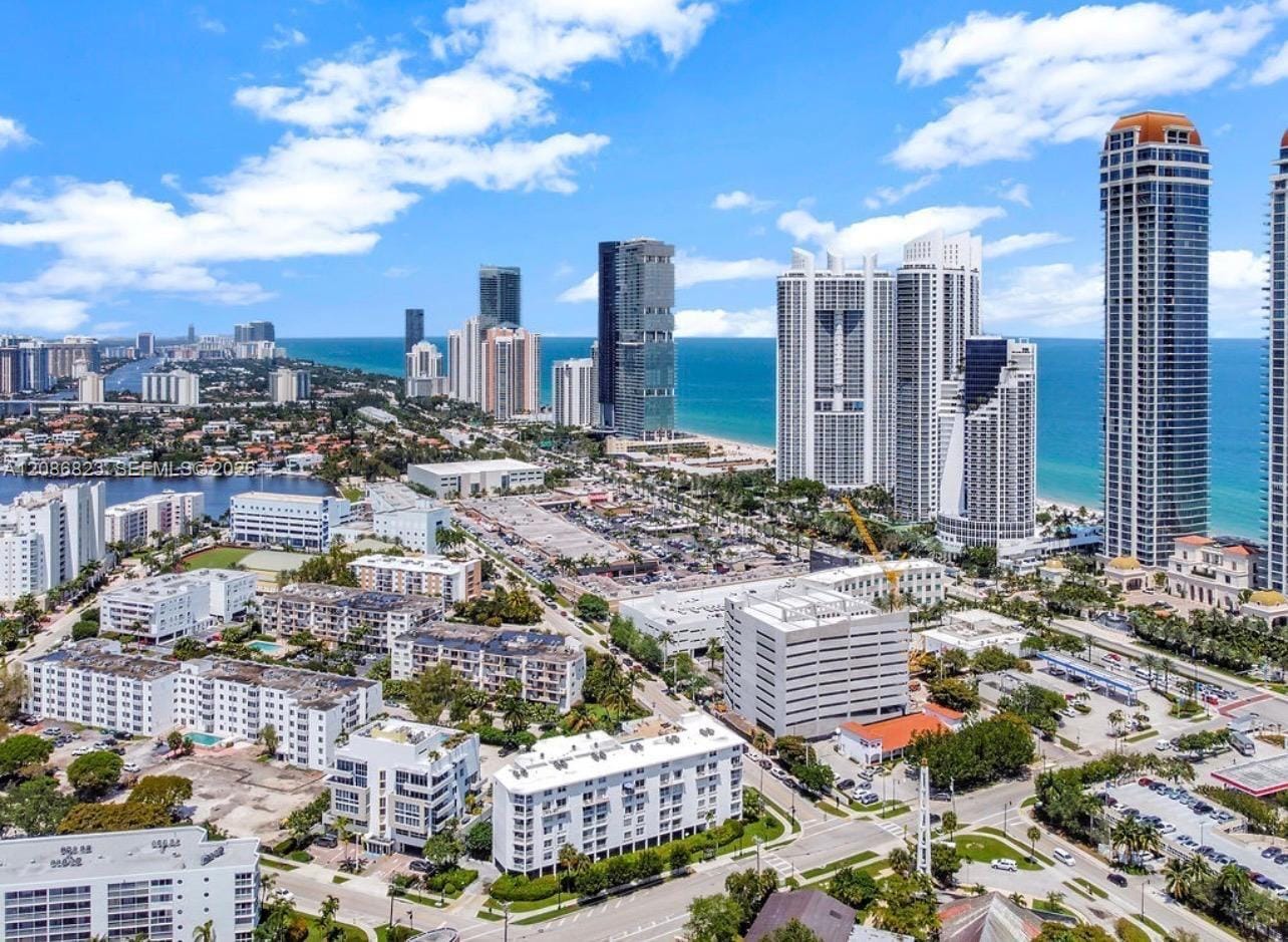 17800 Atlantic Boulevard 204, Sunny Isles Beach, FL 33160 photo 2