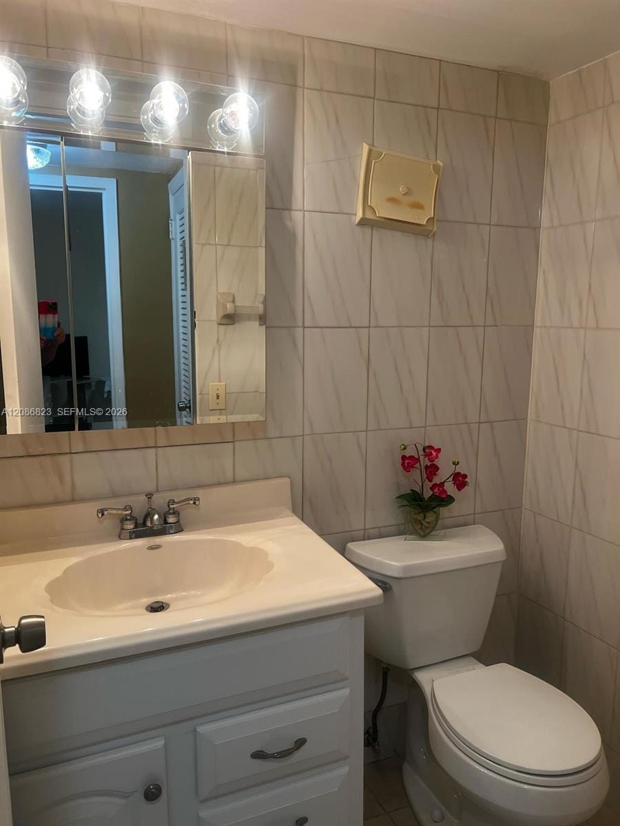 17800 Atlantic Boulevard 204, Sunny Isles Beach, FL 33160 photo 20