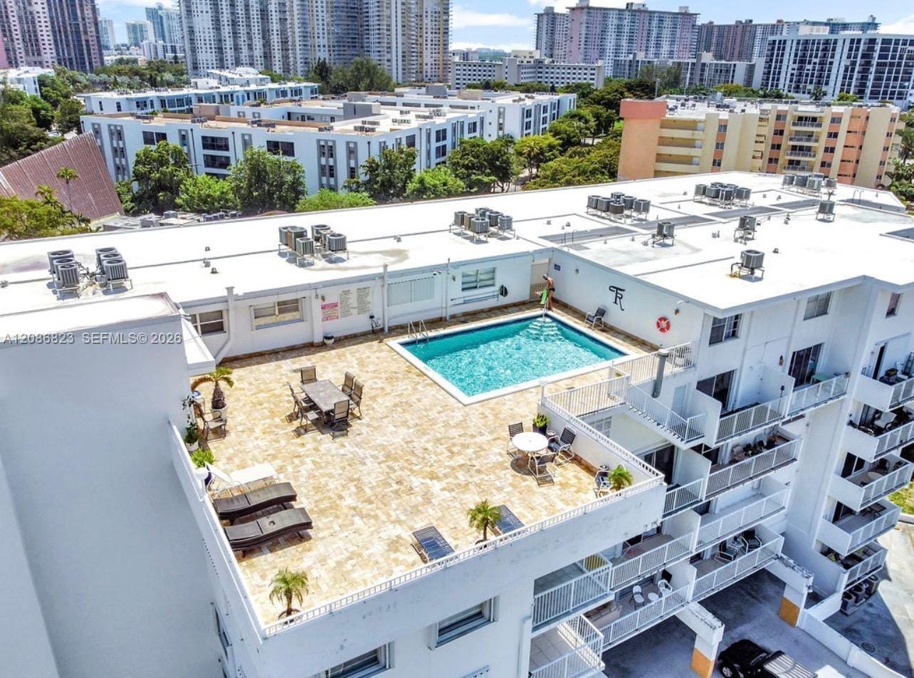 17800 Atlantic Boulevard 204, Sunny Isles Beach, FL 33160 photo 7