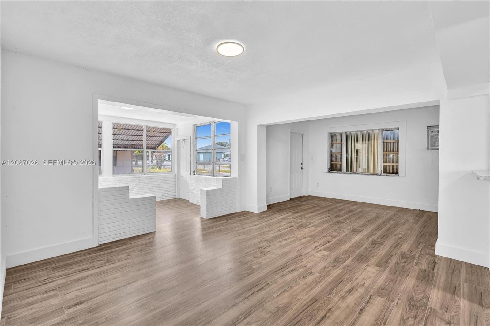 1824 NW 25th Avenue, Fort Lauderdale, FL 33311 photo 2