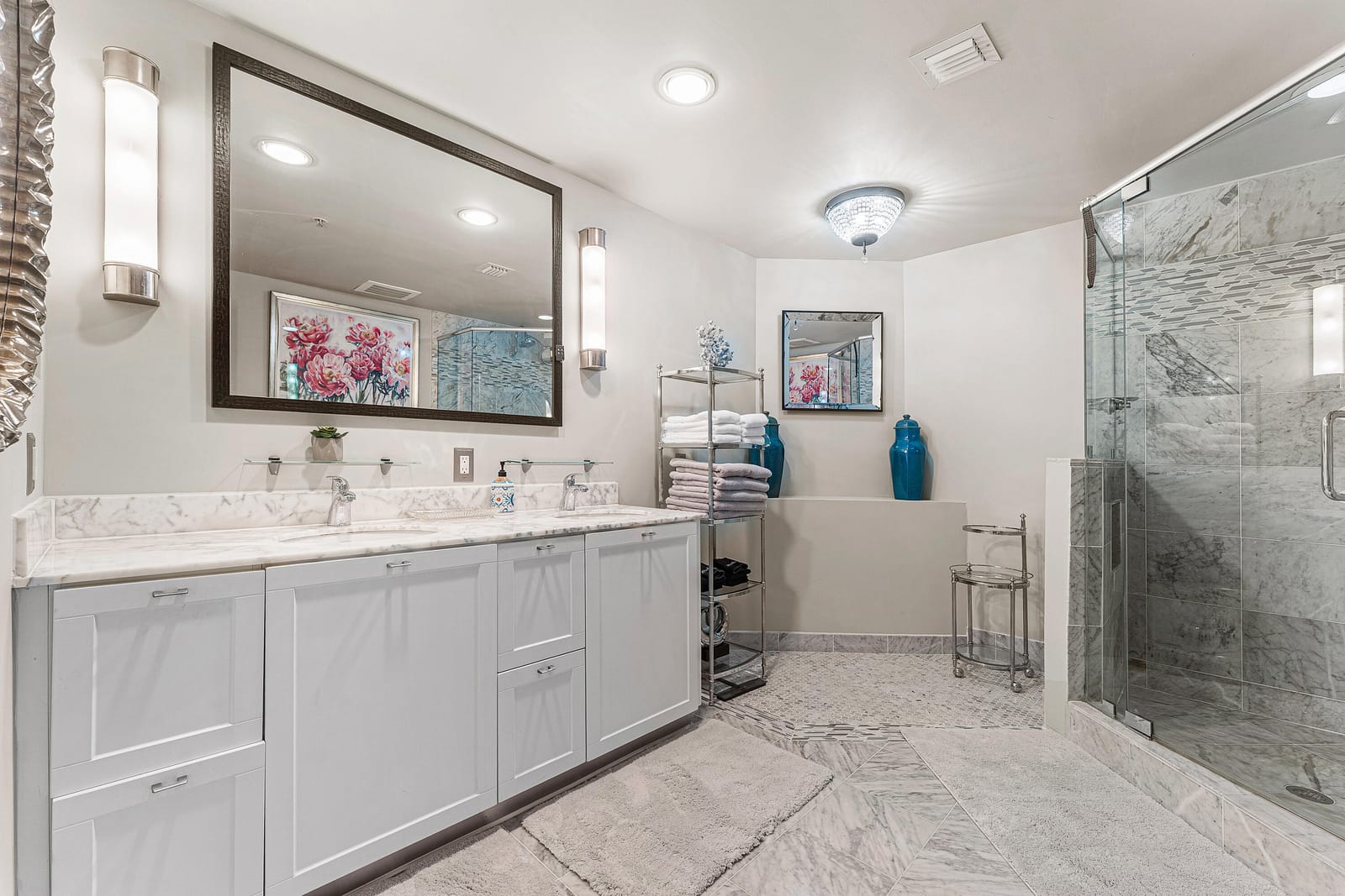 235 NE 1st Street 503 — photo 11