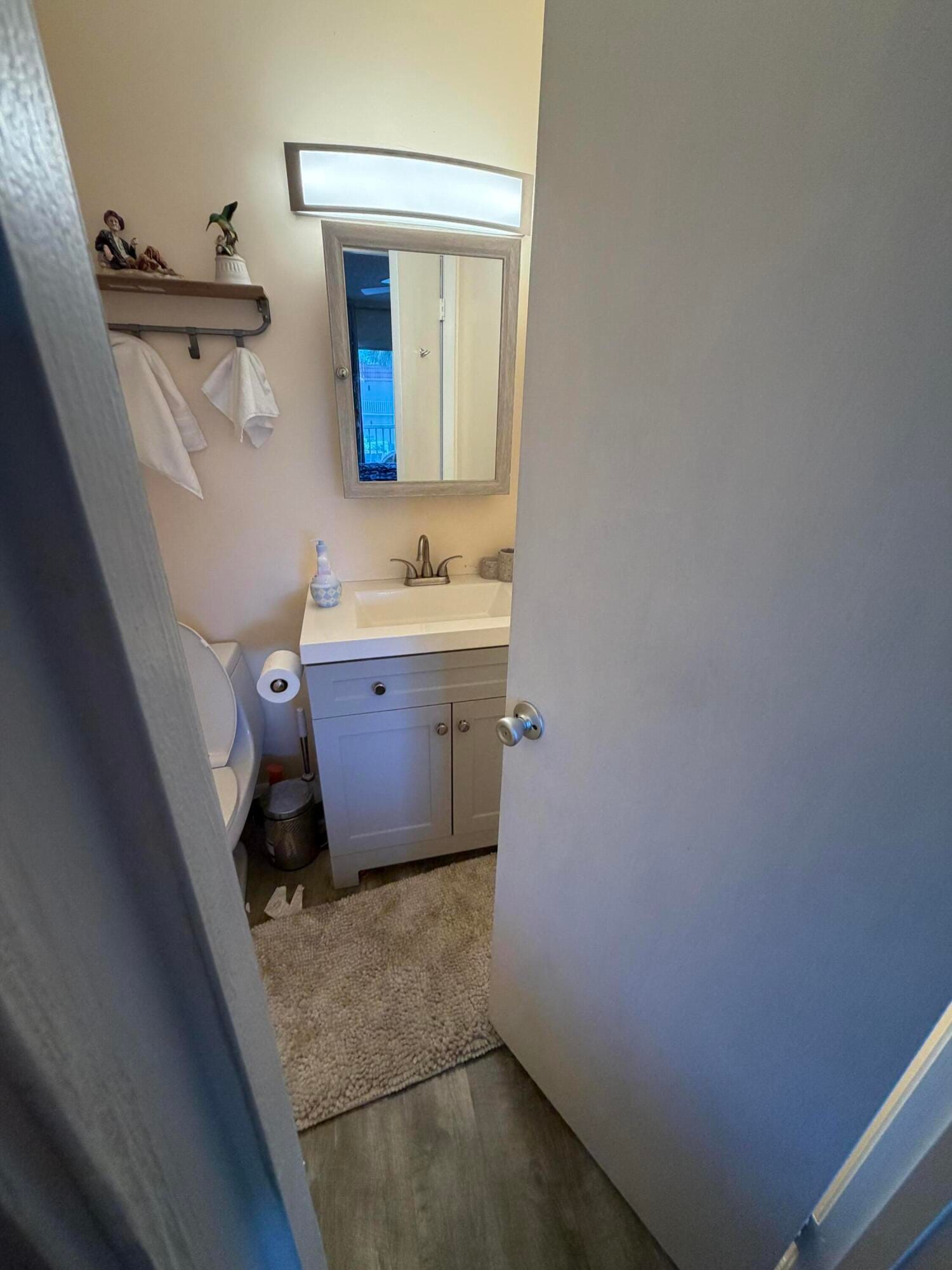96 SPRING LAKE Drive 205 — photo 9