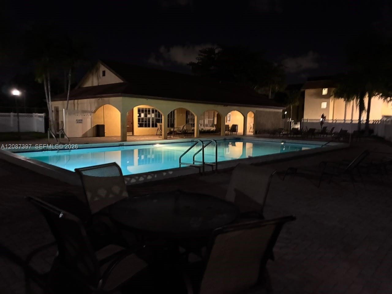 480 NW 20th Street 307 — photo 11