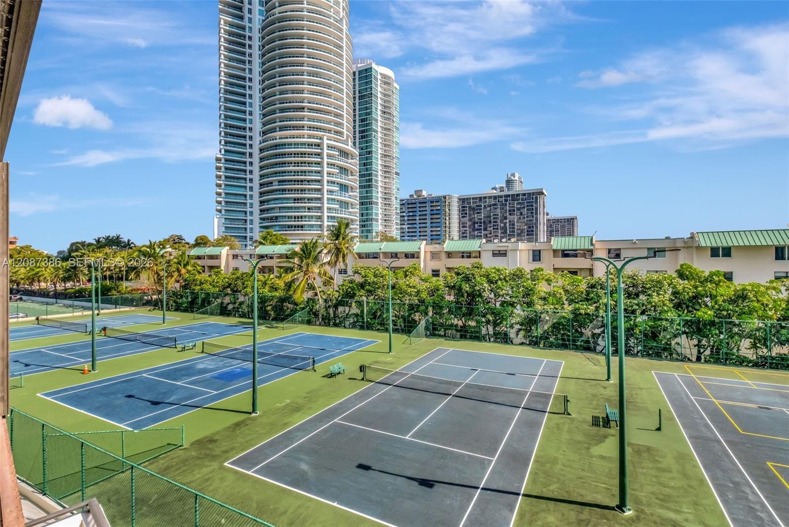 2333 Brickell Avenue 2814, Miami, FL 33129 photo 11