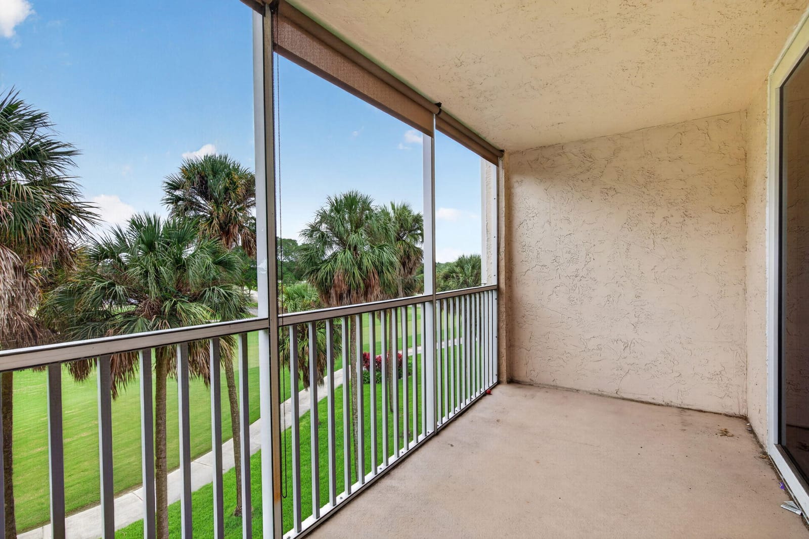 250 Jacaranda Drive 411, Plantation, FL 33324 photo 18