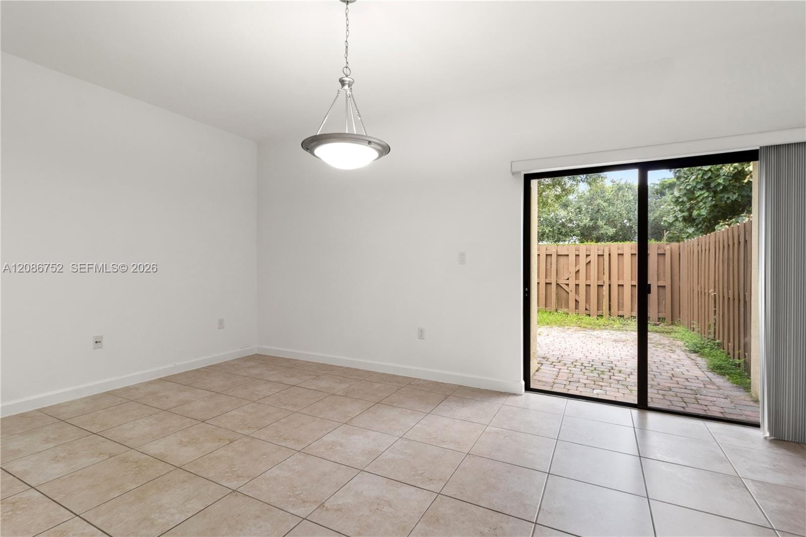 3217 SE 4th Street 3217 — photo 12