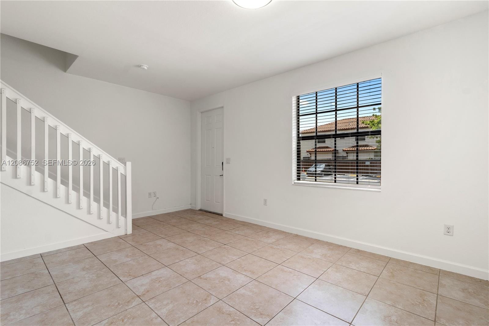 3217 SE 4th Street 3217 — photo 5