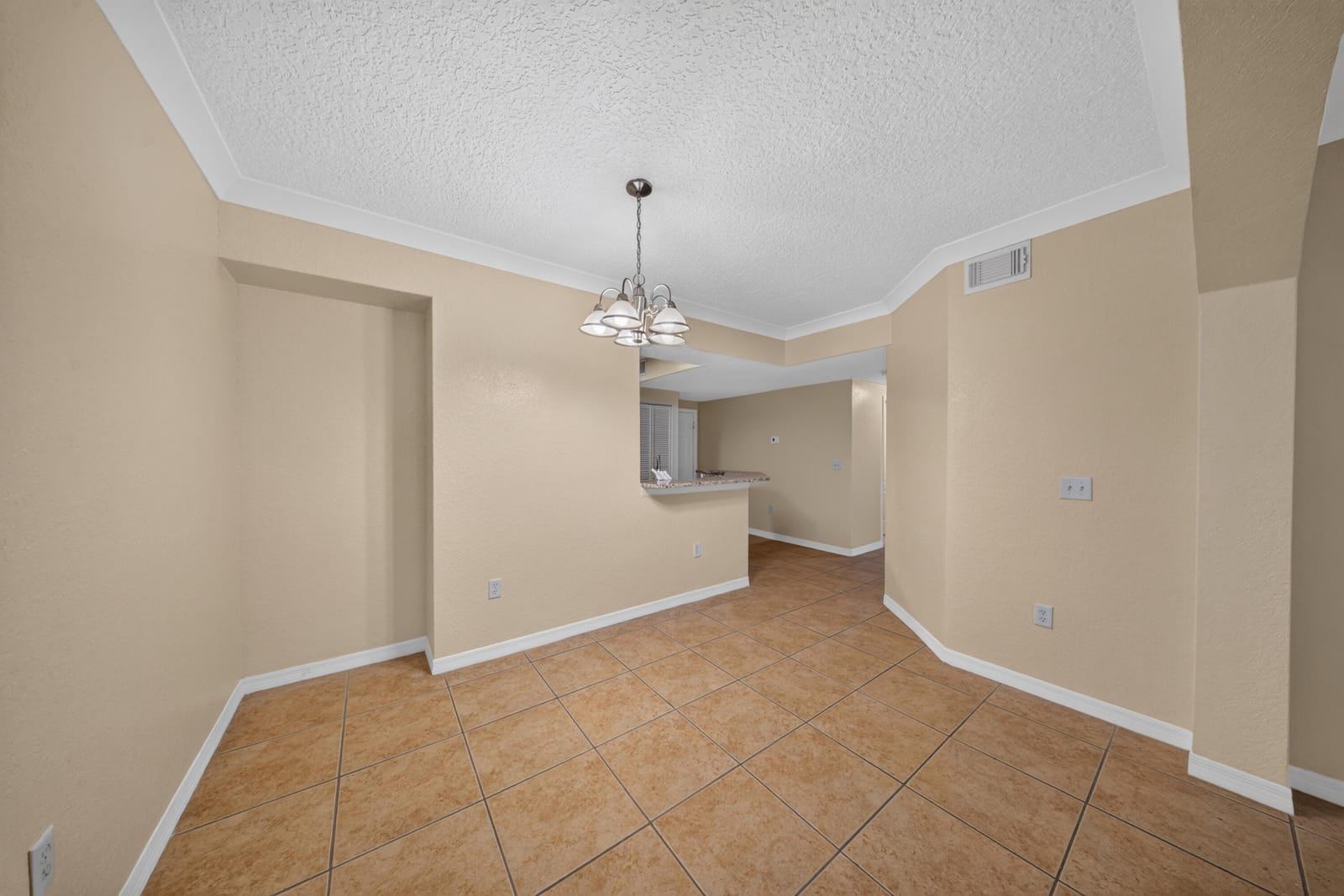 150 SW PEACOCK Boulevard 26-102, Port St. Lucie, FL 34986 photo 3
