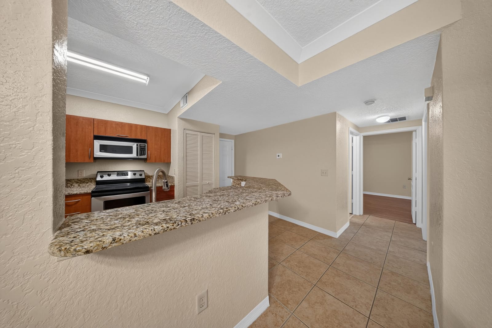 150 SW PEACOCK Boulevard 26-102, Port St. Lucie, FL 34986 photo 6