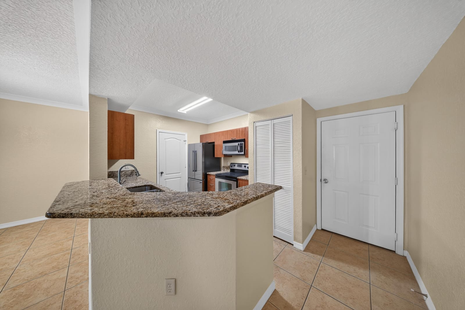 150 SW PEACOCK Boulevard 26-102, Port St. Lucie, FL 34986 photo 8