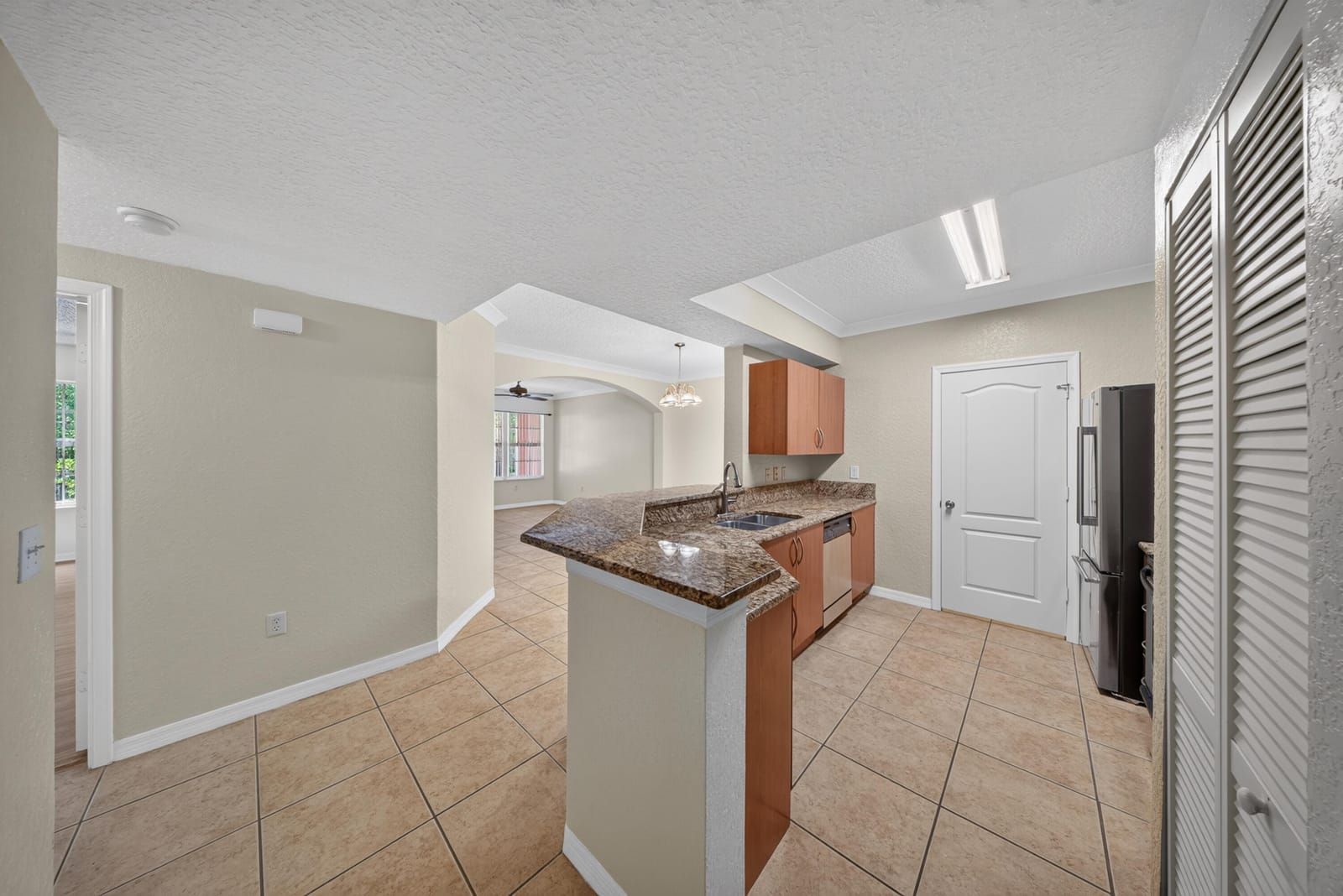 150 SW PEACOCK Boulevard 26-102, Port St. Lucie, FL 34986 photo 9