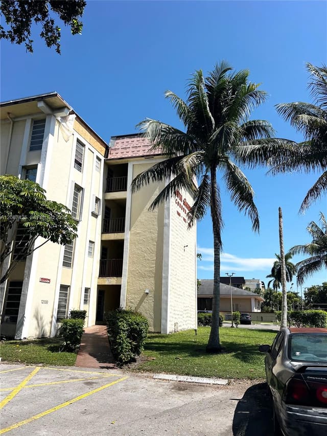 12035 NE 2nd Avenue A302, North Miami, FL 33161